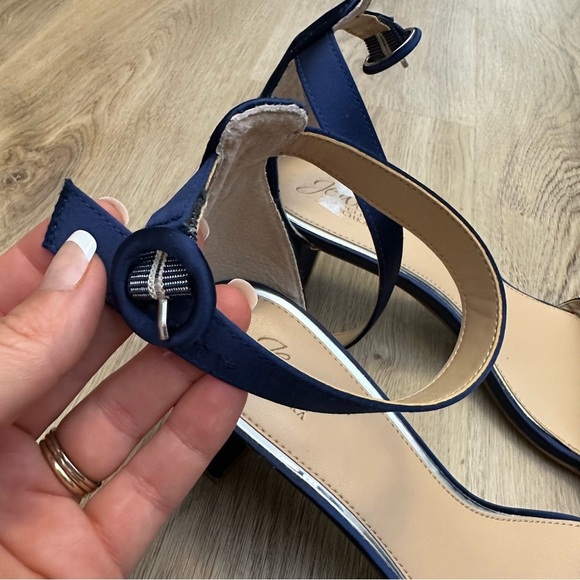 Jewel Badgley Mischka Blue Satin Heels with Rhinestone Embellishments size 10 - Picture 7 of 9